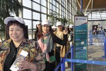 此次馬來西亞文化之旅，中脈為400多家人每人準備了一張分享卡，旅游結束后，分享卡上寫滿了家人的感恩、感謝和感激，這是一次充滿開心、歡樂、尊崇和榮耀的旅行，同時也是中脈實力的見證，更讓家人們看到了中脈深厚的文化內涵和榜樣的力量。中脈2012馬來西亞文化之旅圓滿成功，家人們對中脈更加有了信心，中脈的凝聚力空前高漲。